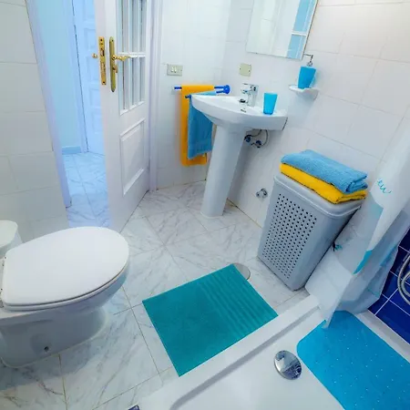 Apartment Positive