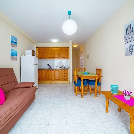 Positive Apartment *