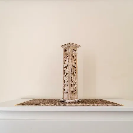 Apartment Positive